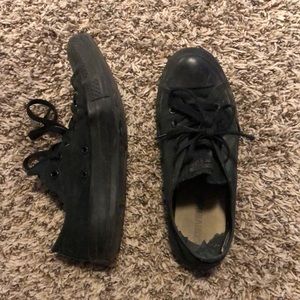 Converse black